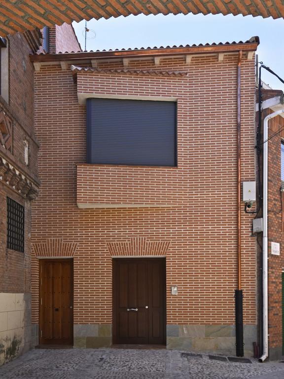 Apartamentos La Rocanda Coca Exterior photo